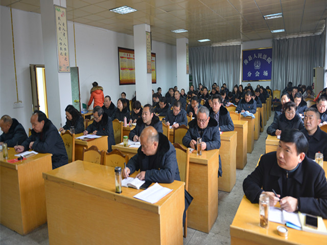 县党校解读十八届六中全会 004.jpg